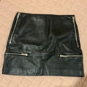 Zara black leather skirt XS with pockets